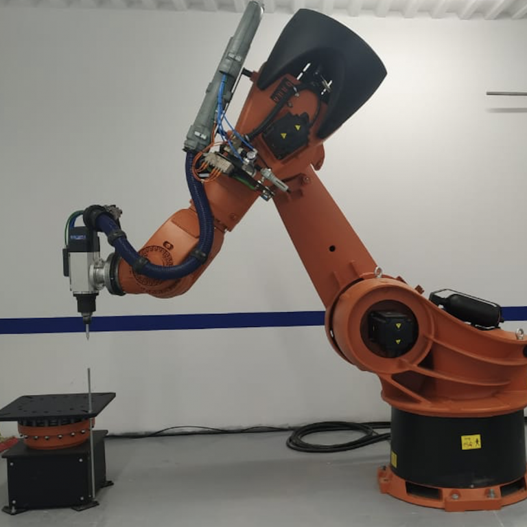 GOAL IN GINZA AN INTERACTIVE ART WITH MITSUBISHI INDUSTRIAL ROBOTS