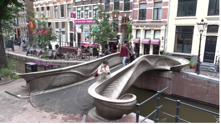 AMSTERDAM AND THE MX3D SMART BRIDGE 3D PRINTING PROJECT