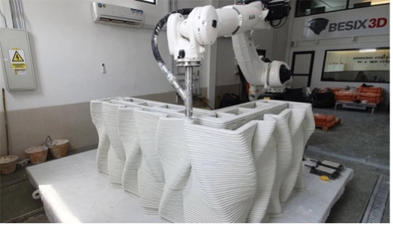 ROBOTIC ARMS ADAPTED AS SOLUTIONS BY 3D PRINTING MANUFACTURERS